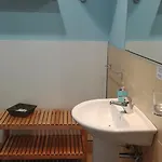 招待所 Experience